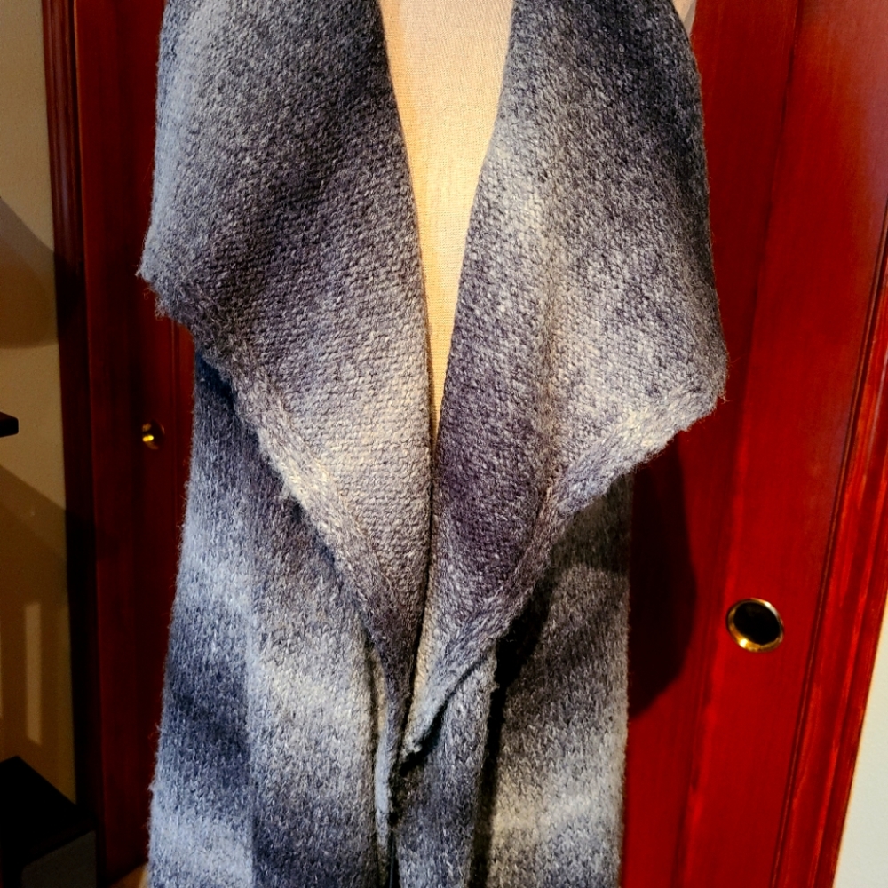 Chico's sleeveless sweater coat